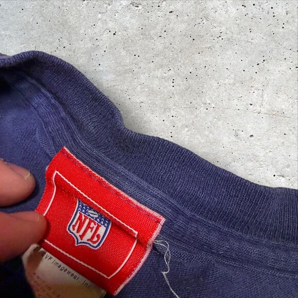 Vtg Coors Light New England Patriots NFL Promo T-Shirt Large VF Imagewear - Picture 9 of 10